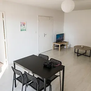 https://appart-65-m-10-minutes-en-bus-au-centre.inbrittany.com