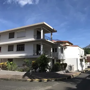 https://lescale-du-mouillage.comcaribbean.com